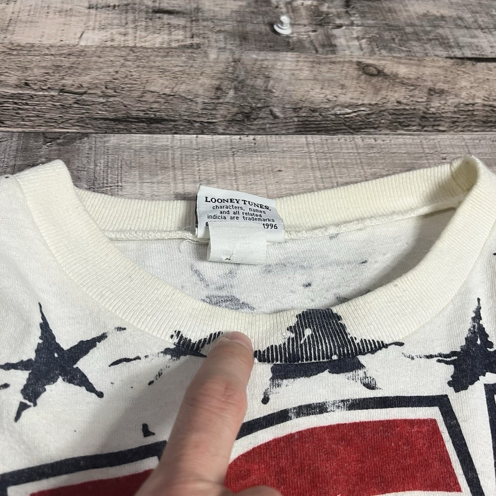Tweety Shirt One Size Fits Most White Aop Vintage 90s American Pride USA - Picture 12 of 16